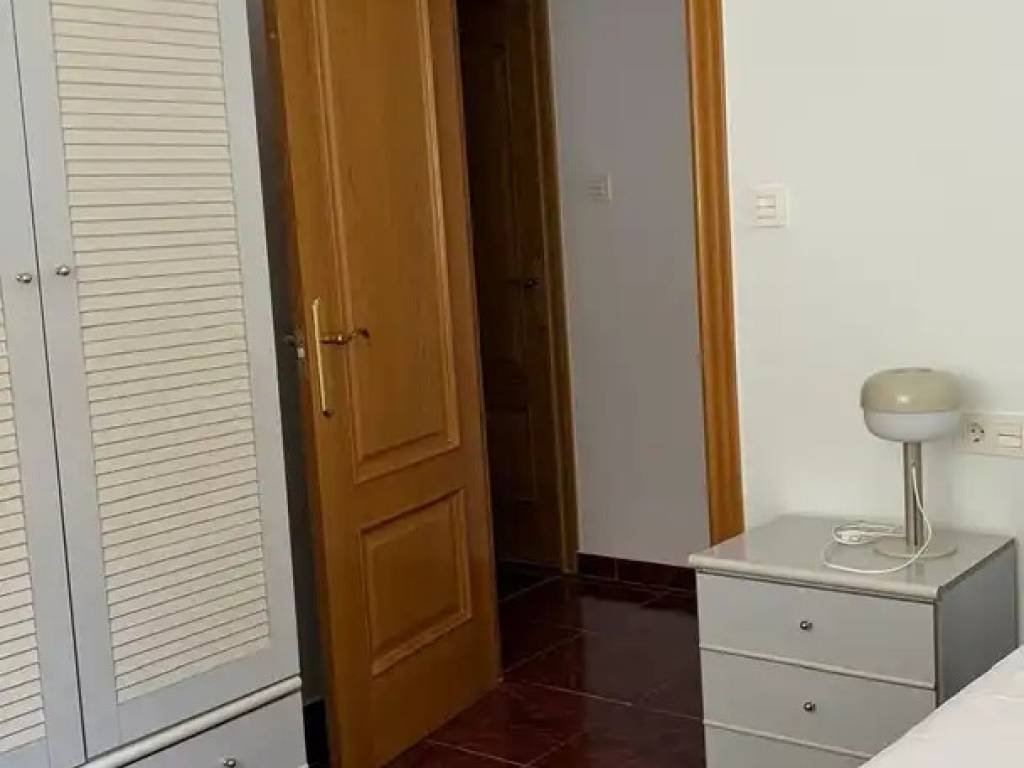 Piso de 100 m² en Granada