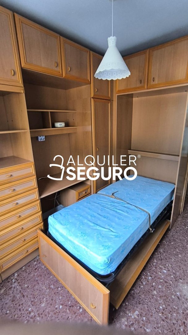 Piso de 80 m² en Sevilla
