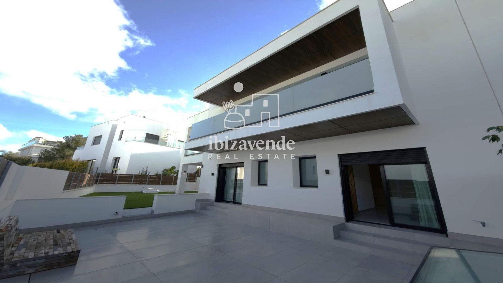 Дом 595 м² в Santa Eulària des Riu