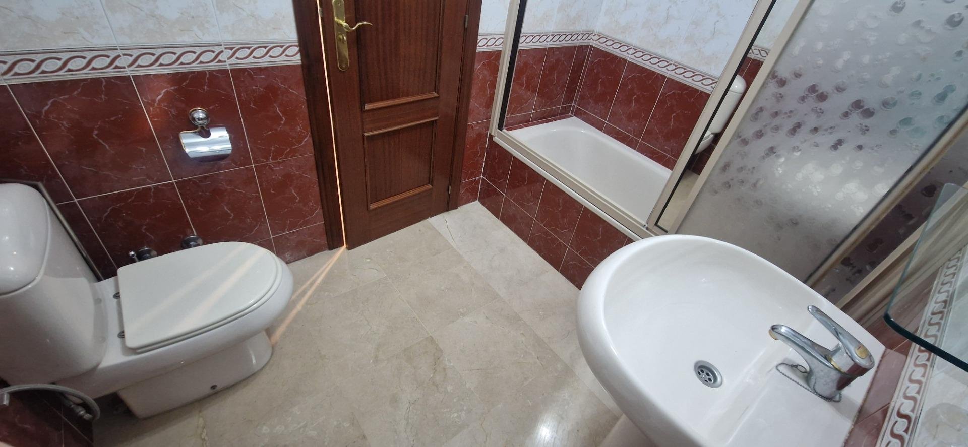 Piso de 120 m² en Sevilla