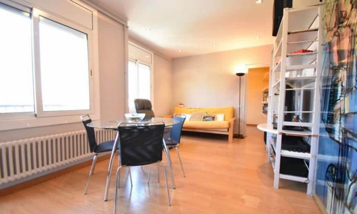 Pis de 79 m² a Terrassa