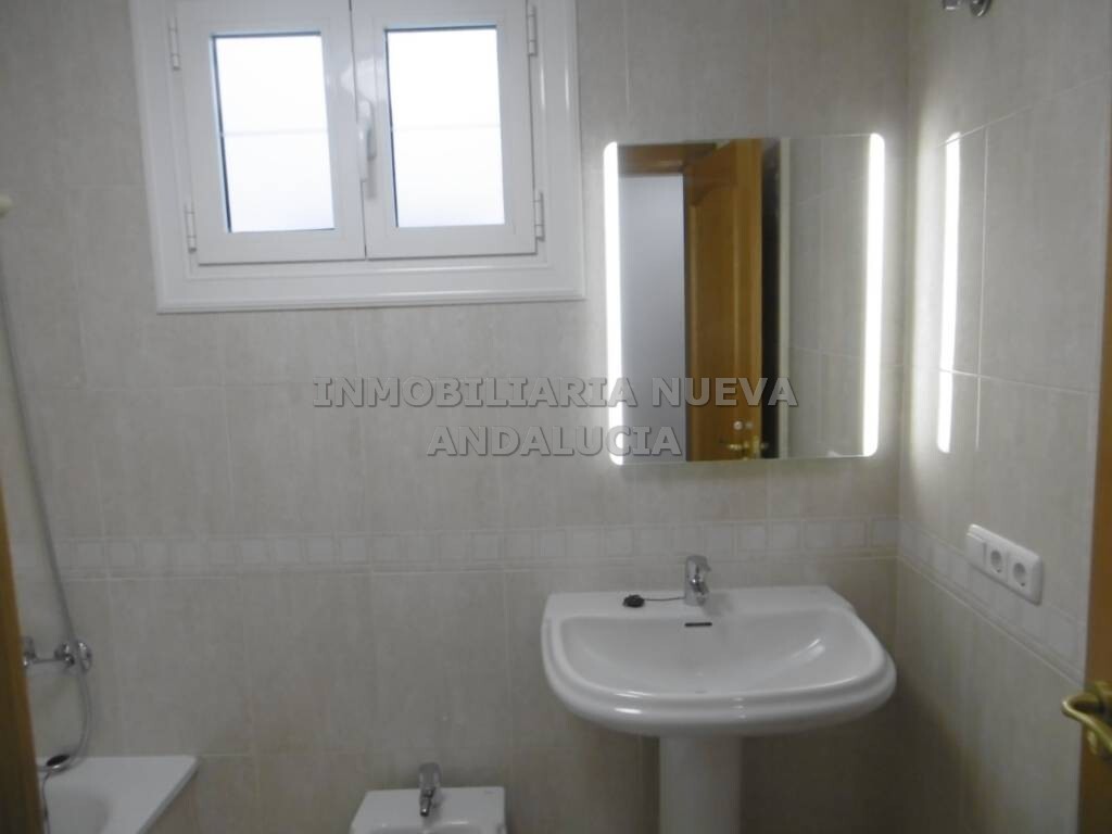 Flat 105 m² in Almeria