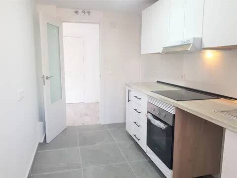 Piso de 95 m² en Camarena