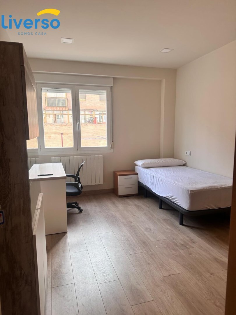 Habitación 95 m², Burgos