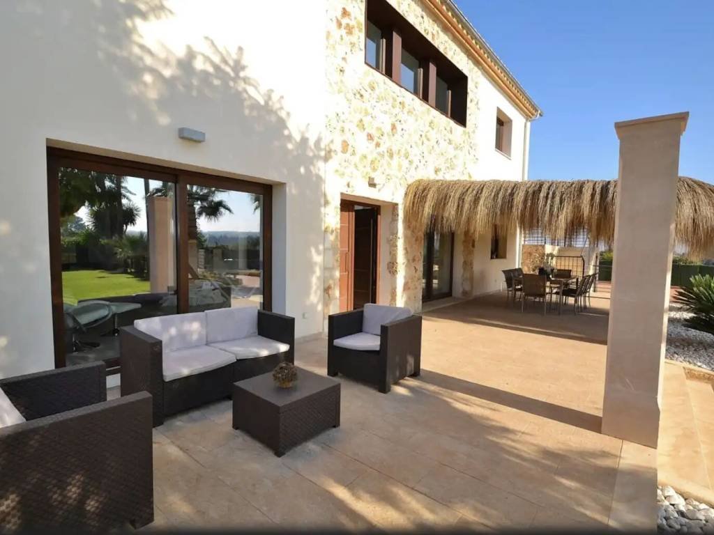 Casa de 250 m² en Muro