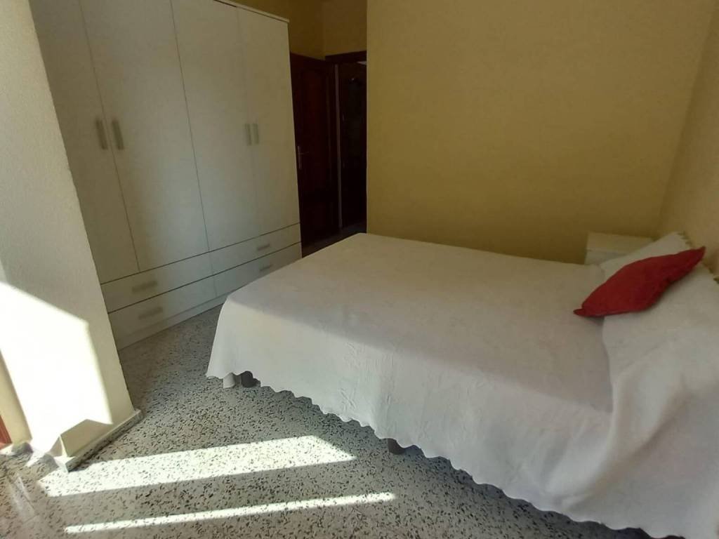 Pis de 76 m² a Còrdova