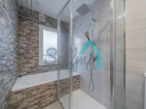 Piso de 90 m² en Oviedo