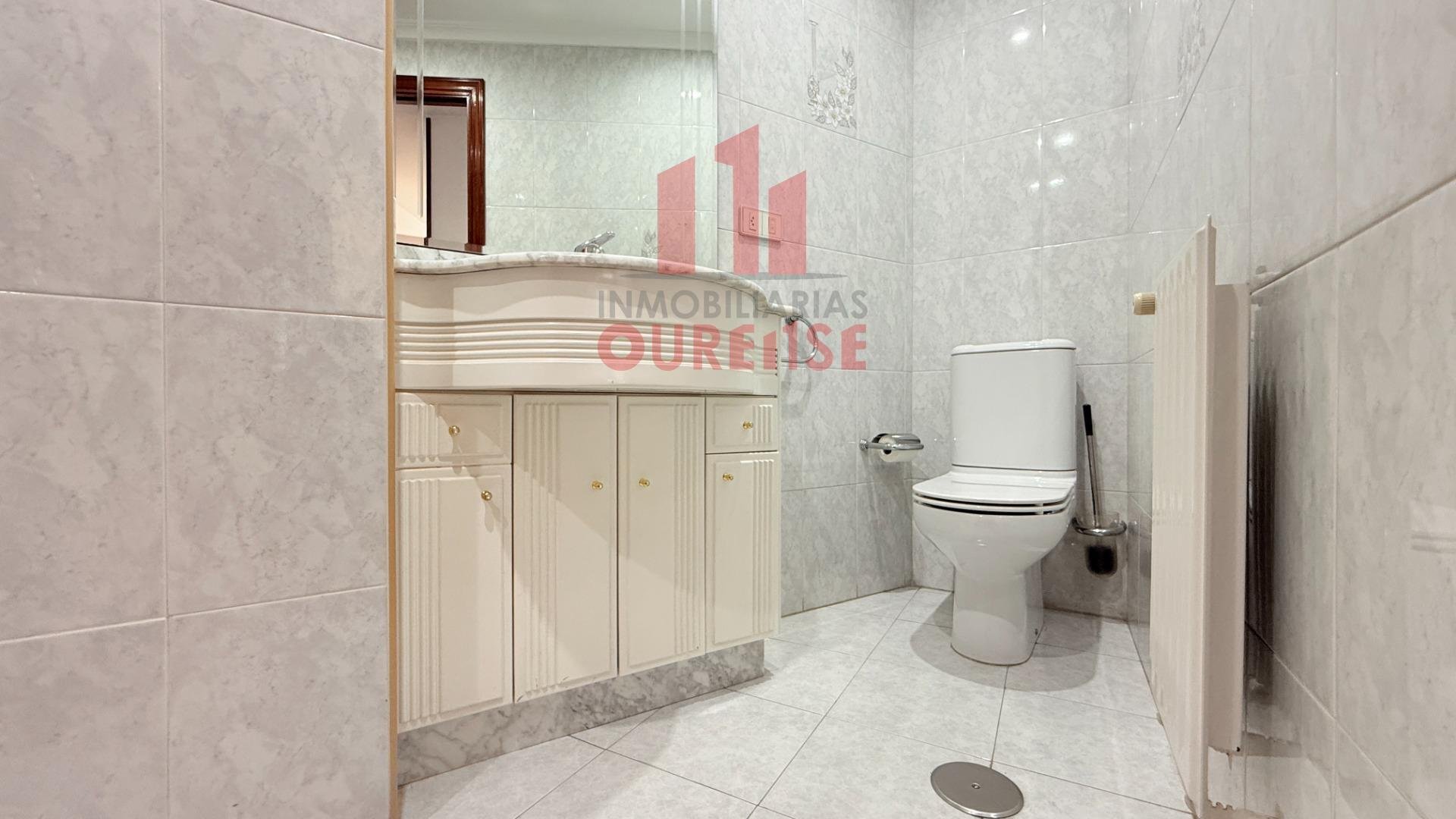 Appartement 82 m² à Ourense