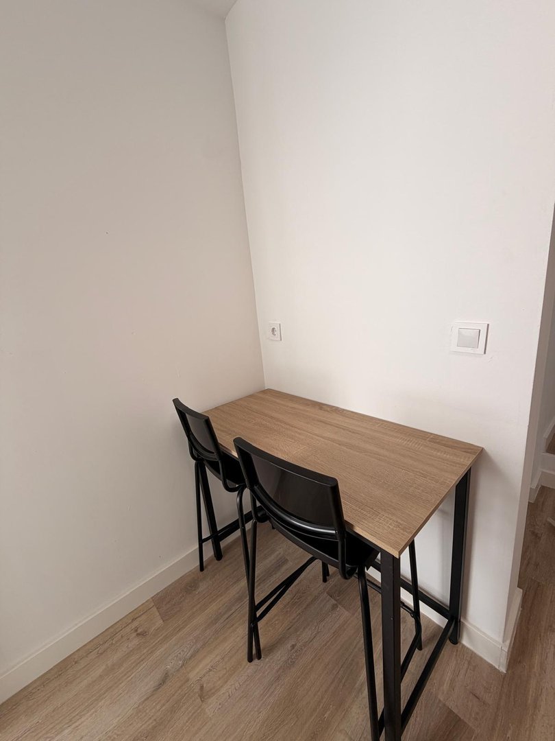 Habitación 98 m², Alicante
