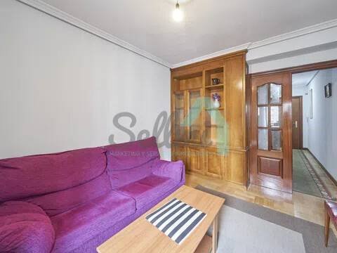 Piso de 86 m² en Oviedo