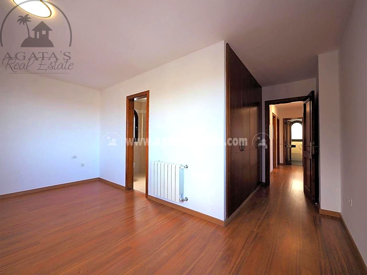 Квартира 143 м² у Puerto de la Cruz