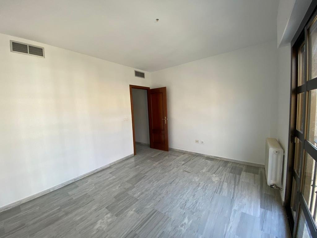 Piso de 106 m² en Granada