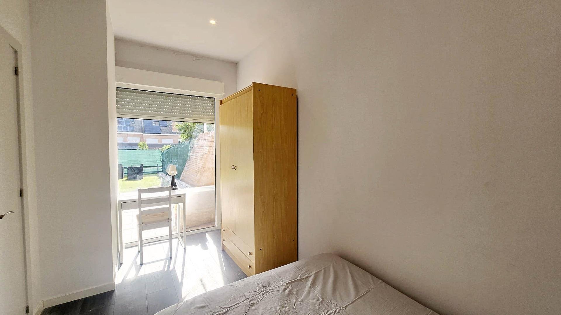 Zimmer 250 m², Villanueva de la Cañada