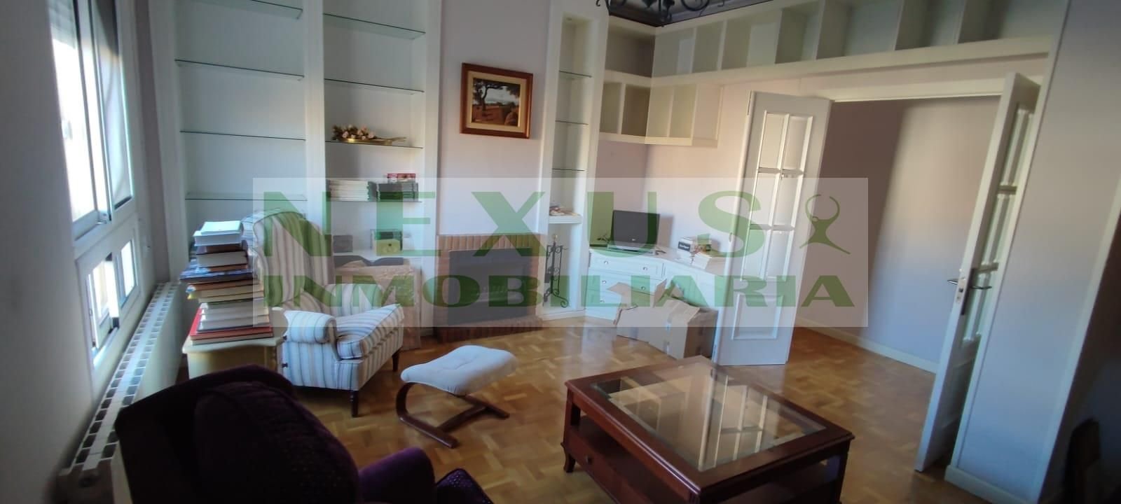 Piso de 90 m² en Cáceres