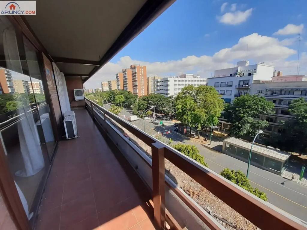 Piso de 120 m² en Sevilla