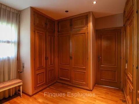 Casa de 619 m² en Esplugues de Llobregat
