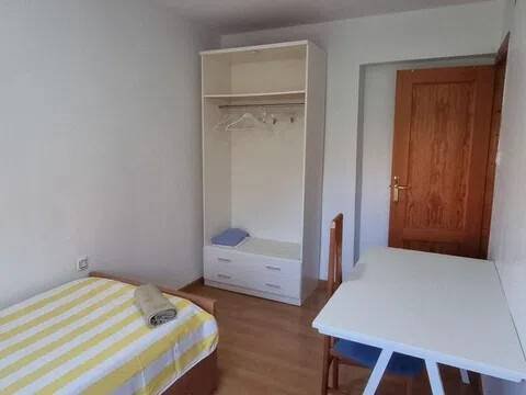 Habitación 110 m², Almería