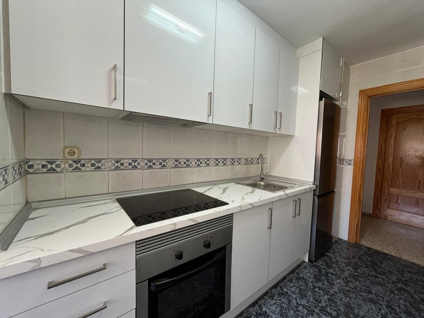 Piso de 85 m² en Granada