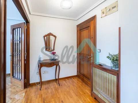 Piso de 107 m² en Oviedo