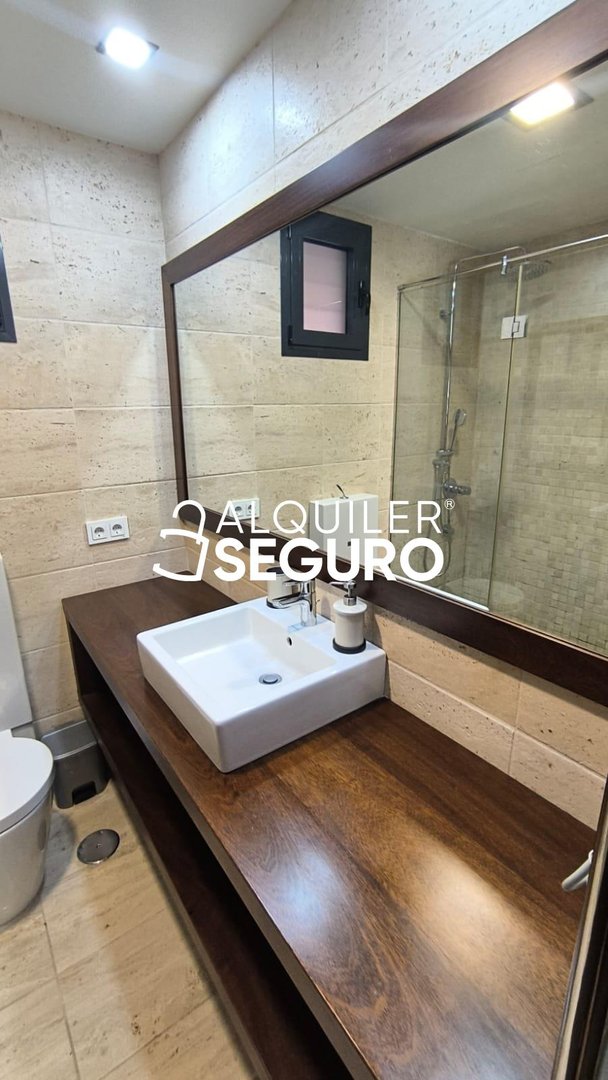 Piso de 70 m² en Sevilla