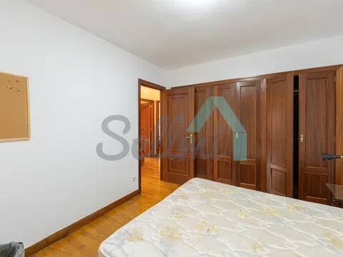 Piso de 126 m² en Oviedo