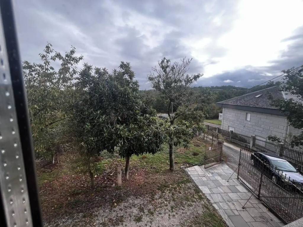 Casa de 180 m² a San Cibrao das Viñas
