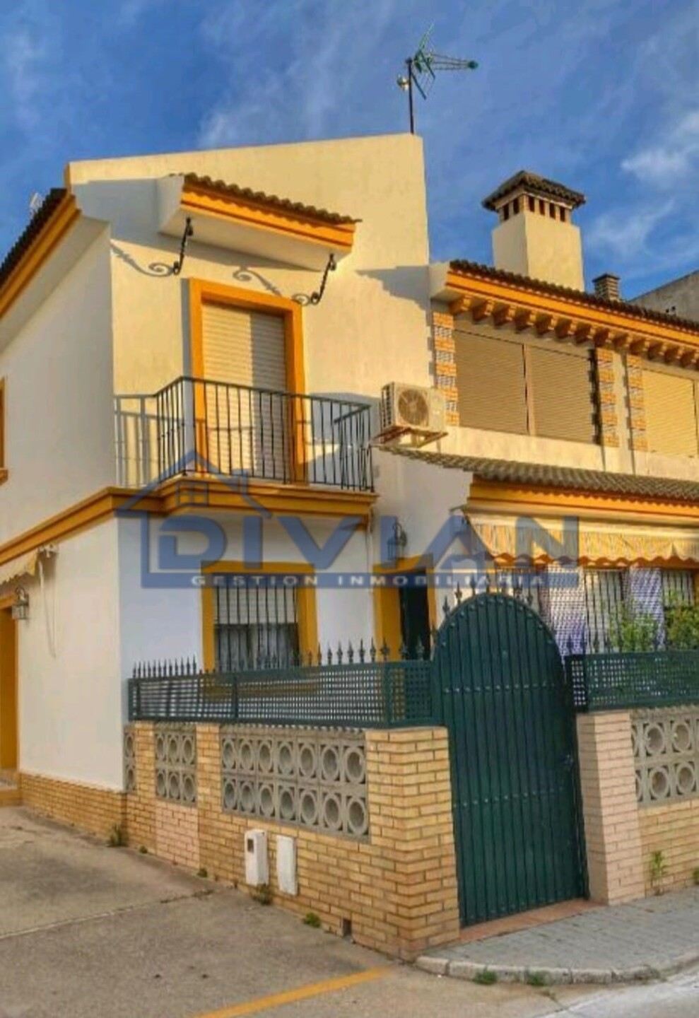 Piso de 98 m² en Moguer