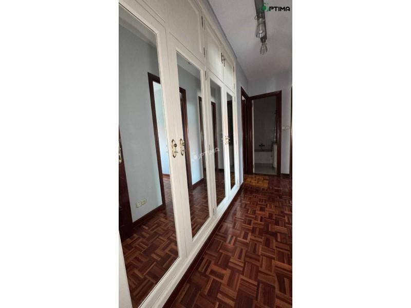 Wohnung 116 m² in Santiago de Compostela