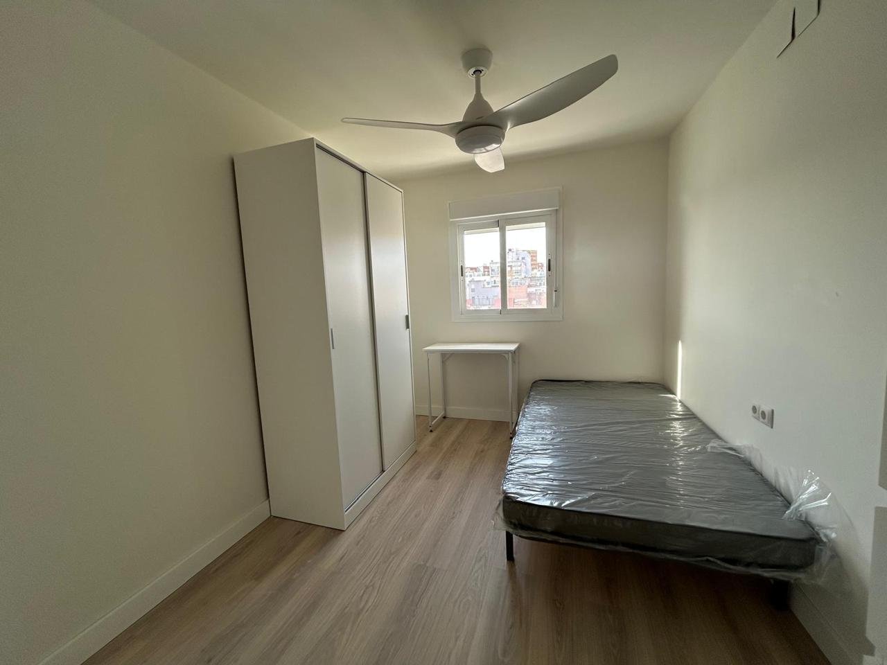 Zimmer 90 m², San Juan de Aznalfarache
