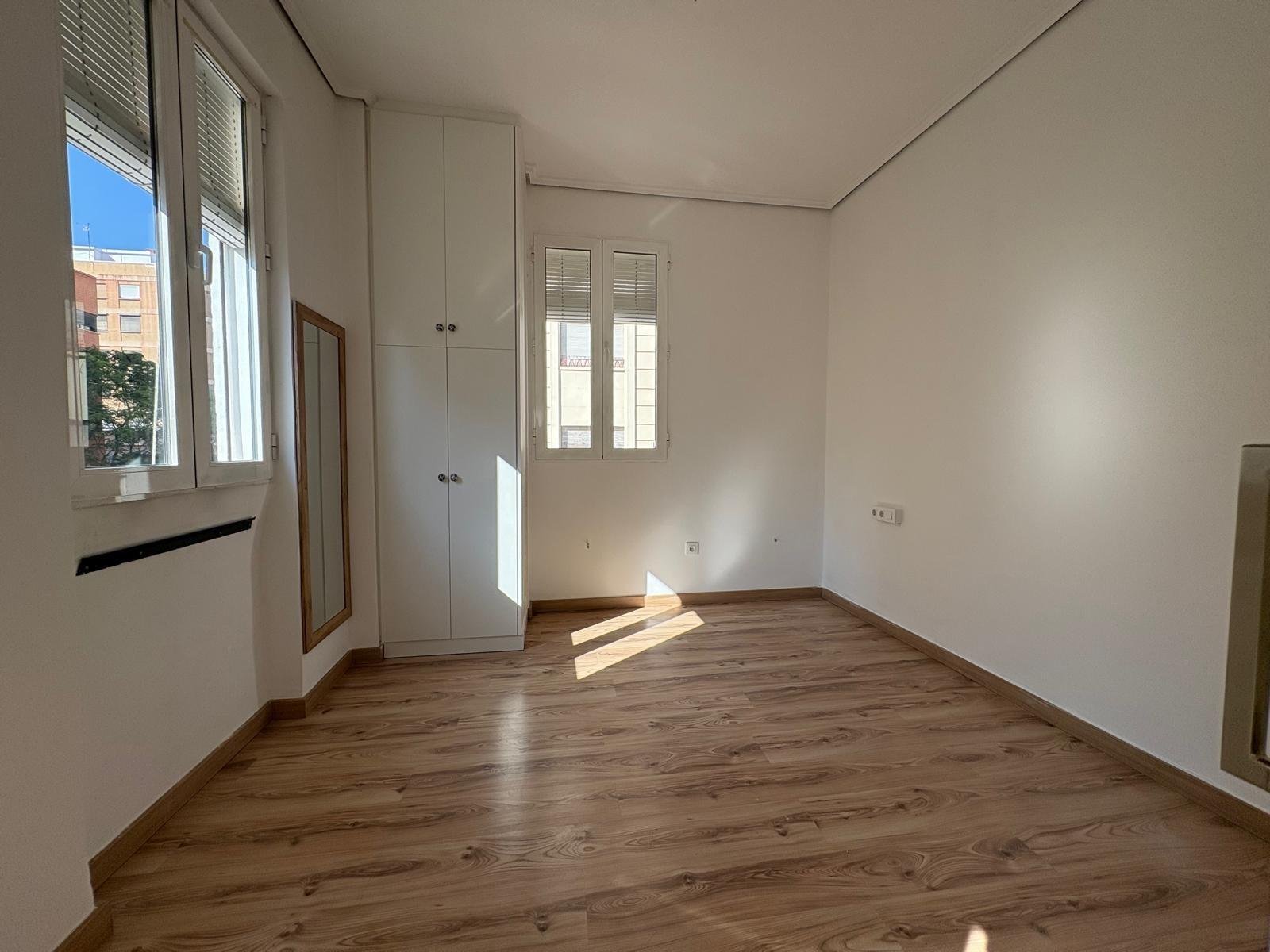 Wohnung 76 m² in Valencia
