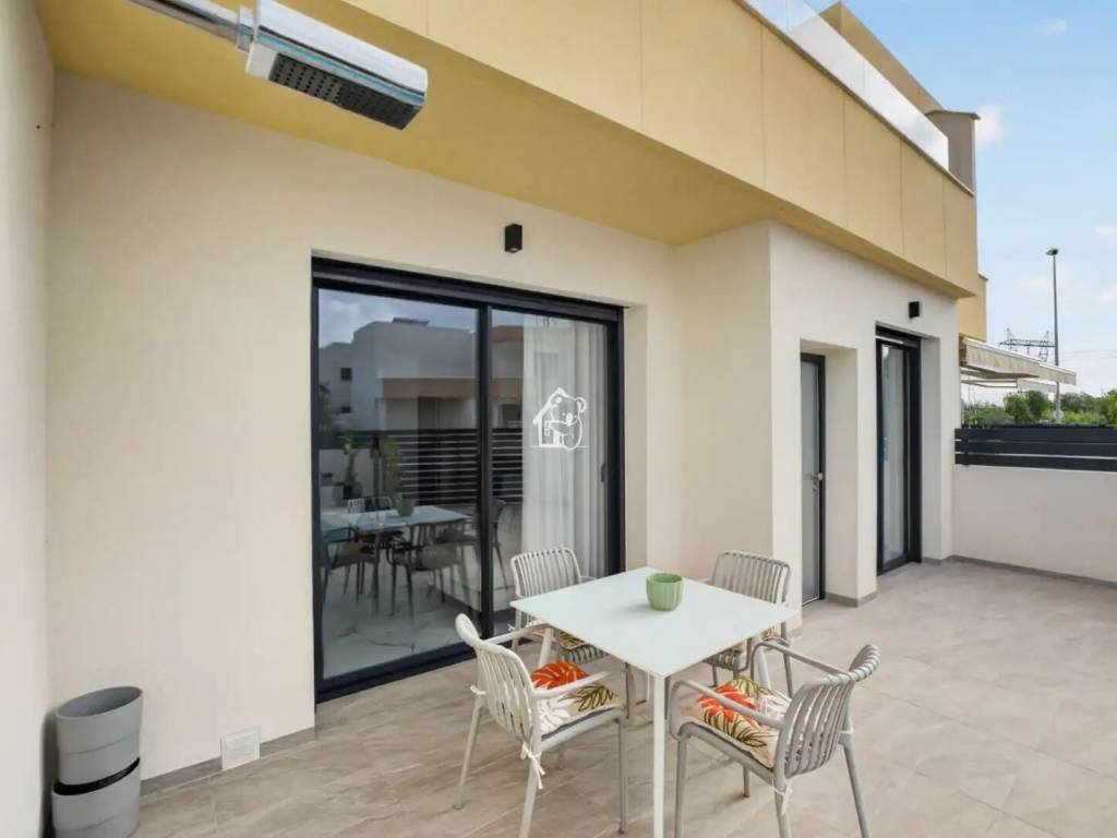 Casa de 130 m² en Rojales