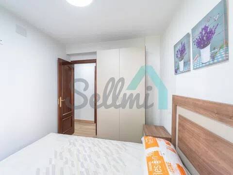 Piso de 101 m² en Oviedo