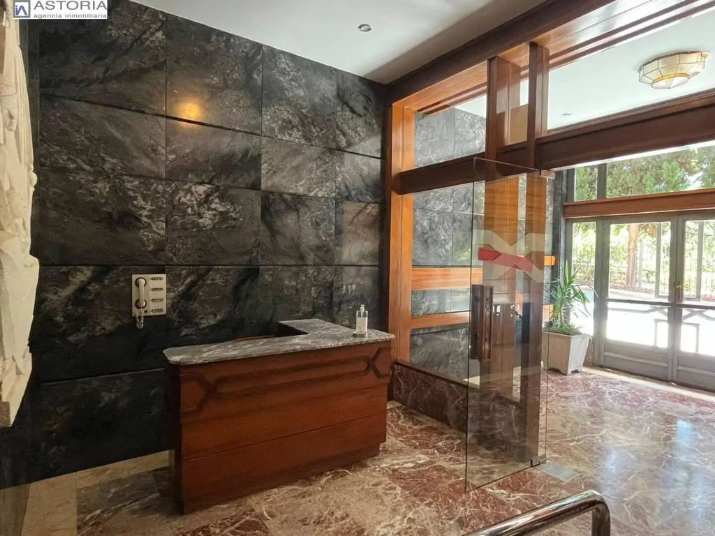Piso de 175 m² en Granada