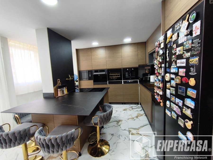 Piso de 128 m² en Manises