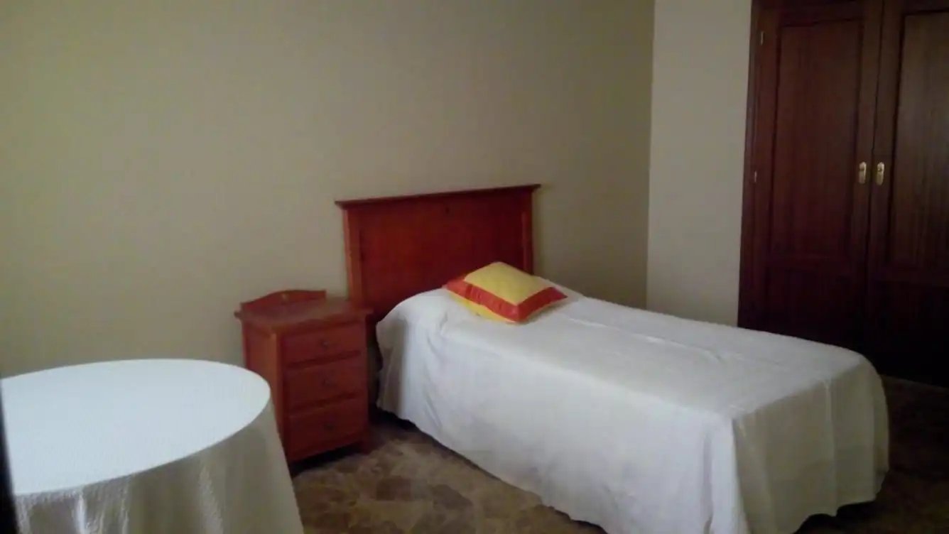 Pis de 75 m² a Còrdova