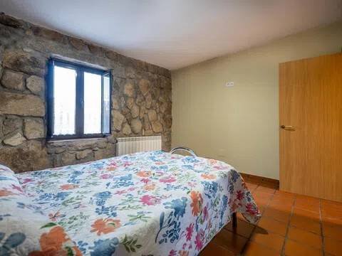 Casa de 169 m² en Gemuño