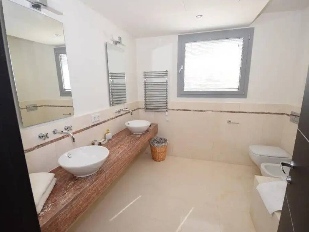 Casa de 330 m² en Marbella