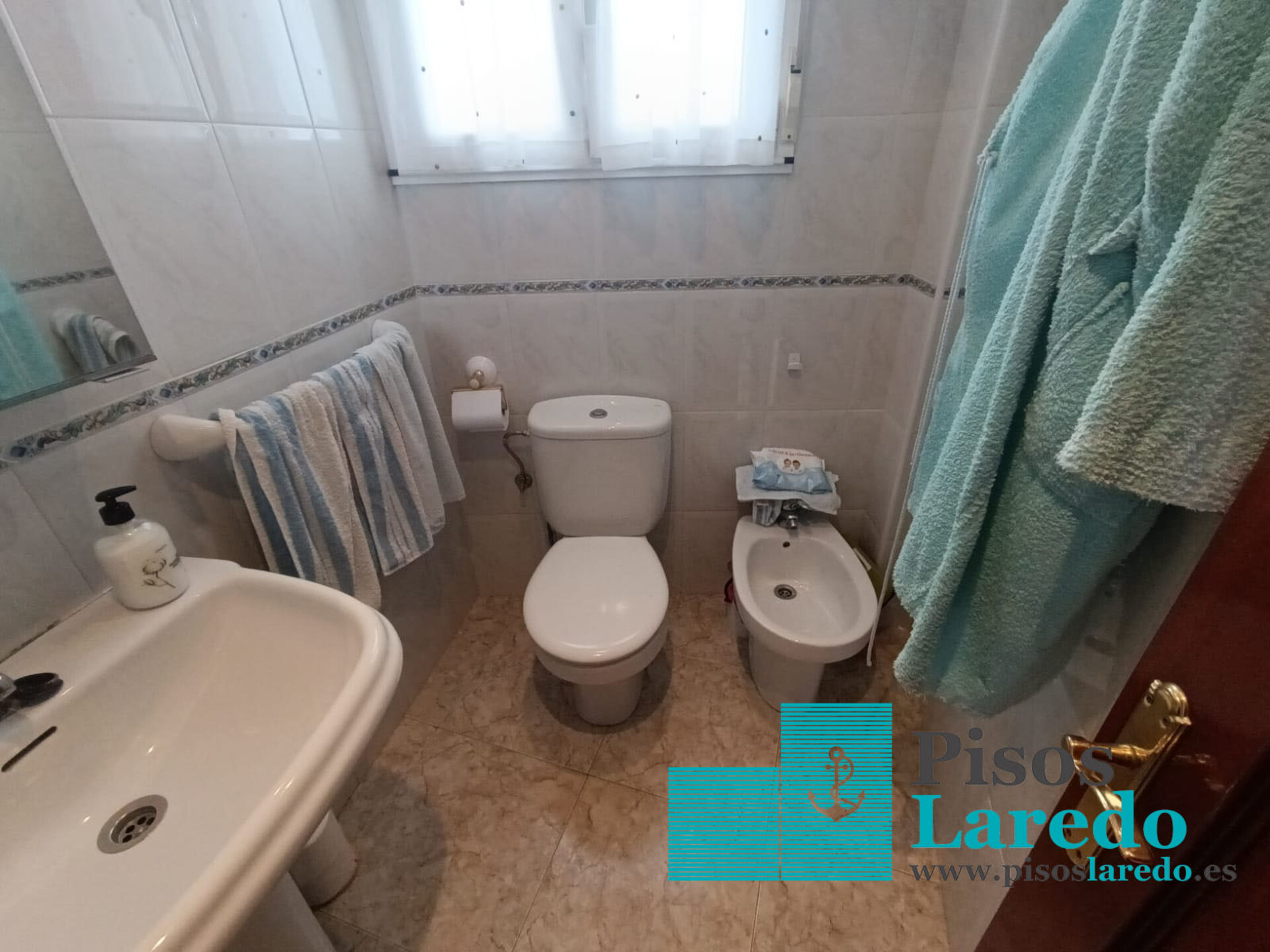 Piso de 70 m² en Laredo