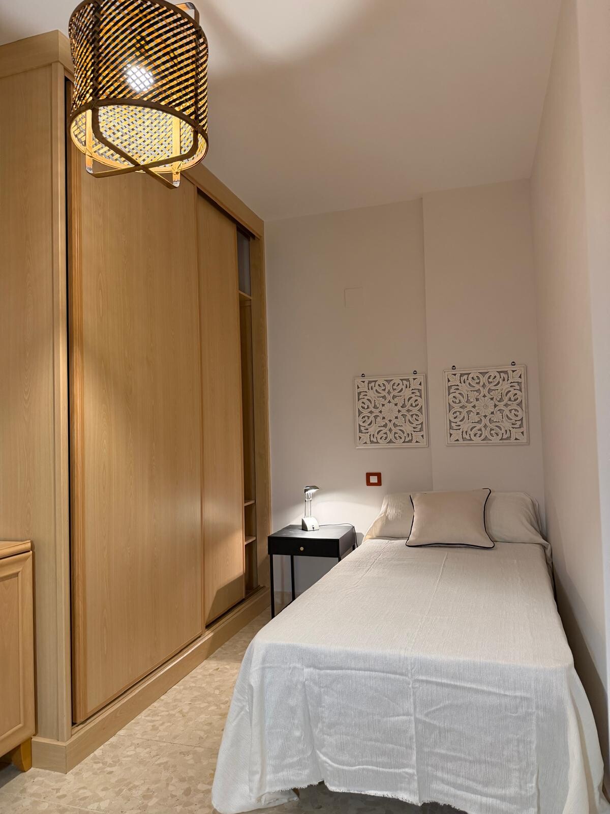 Habitación 300 m², Badajoz