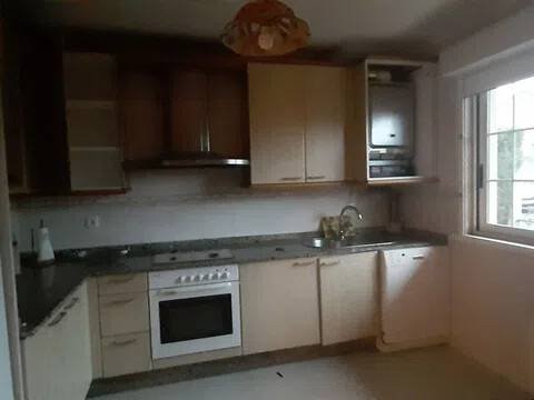 Casa de 120 m² en Oleiros