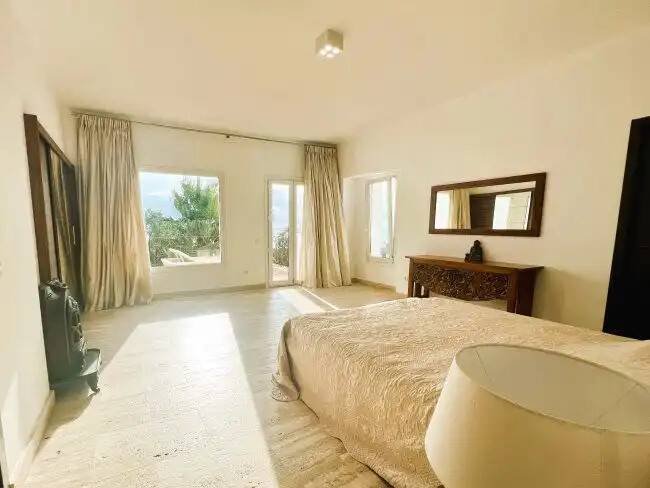 Casa de 640 m² en Manilva