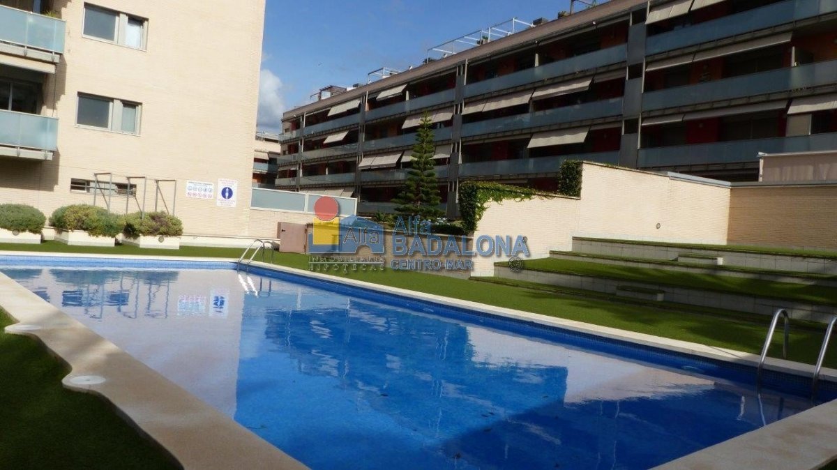 Pis de 58 m² a Badalona
