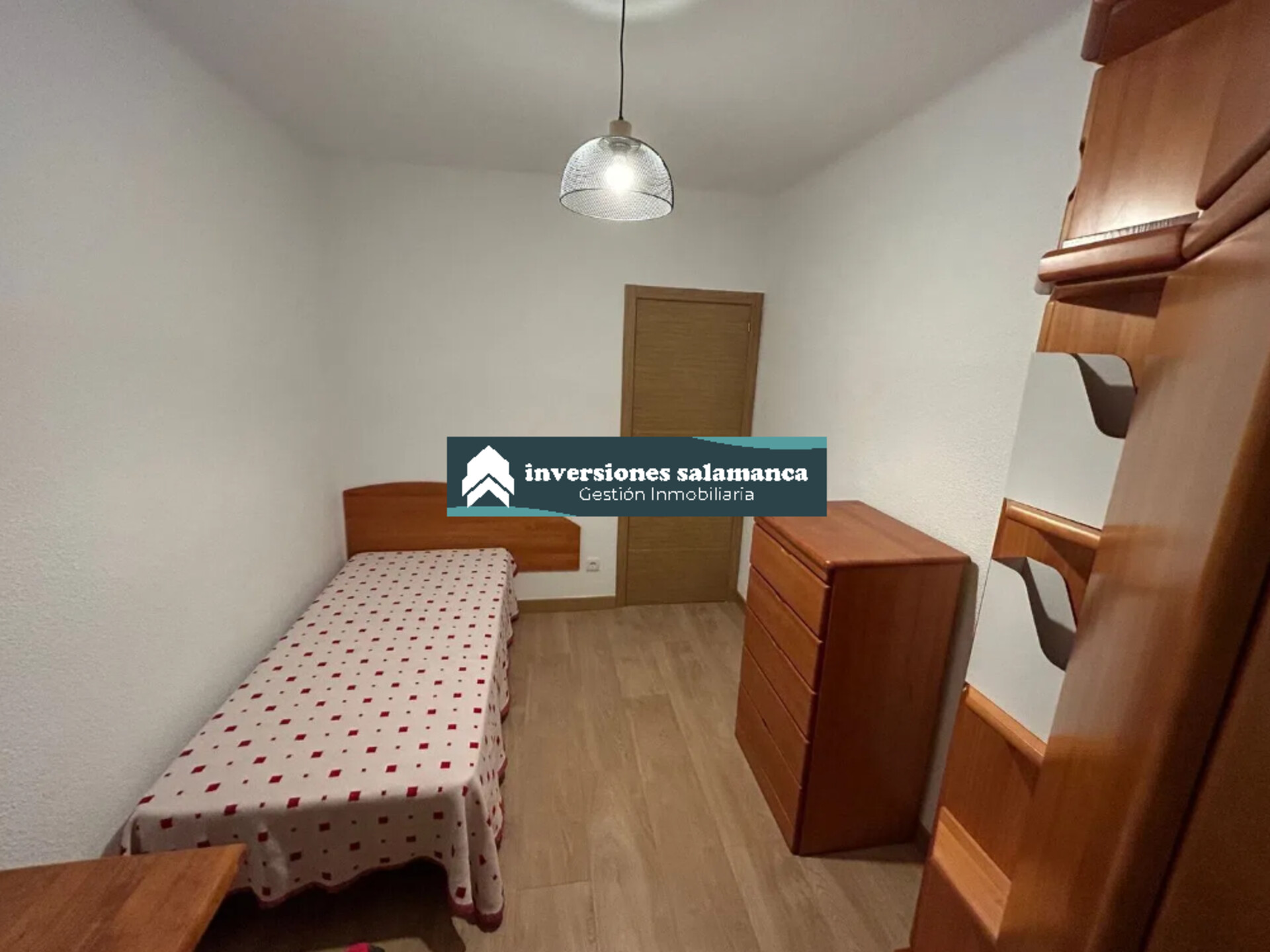 Piso de 90 m² en Salamanca