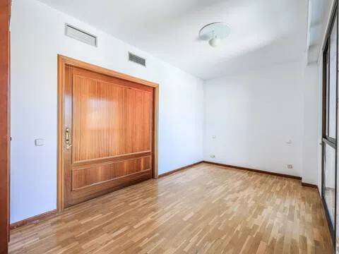Wohnung 217 m² in Madrid