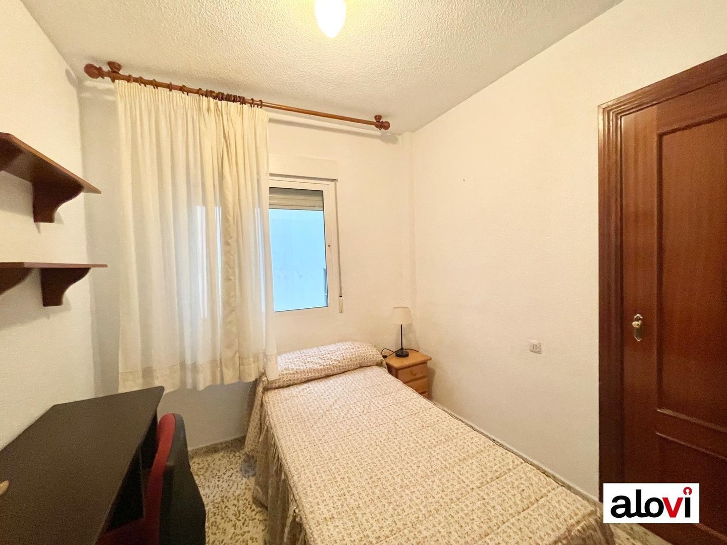 Piso de 90 m² en Granada