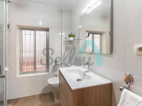 Piso de 78 m² en Oviedo