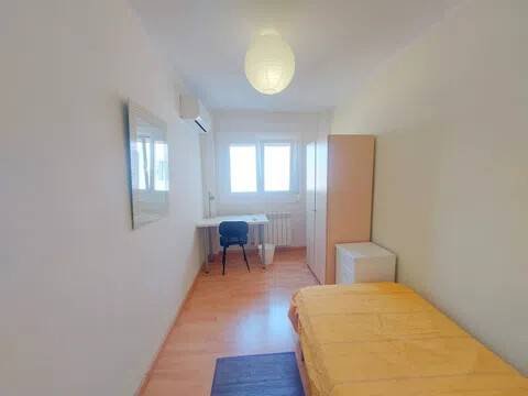Piso de 95 m² en Zaragoza