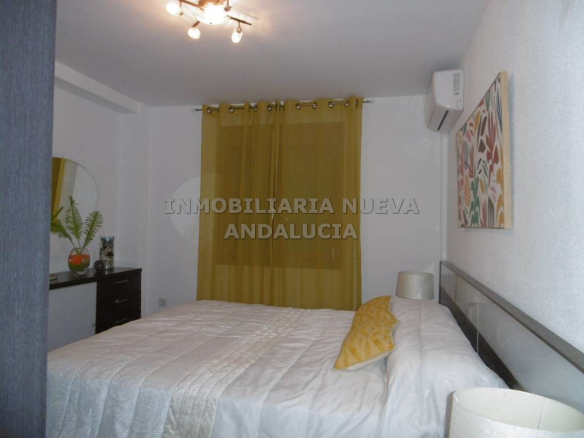 Piso de 90 m² en Almería