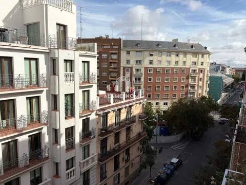Appartement 73 m² à Madrid