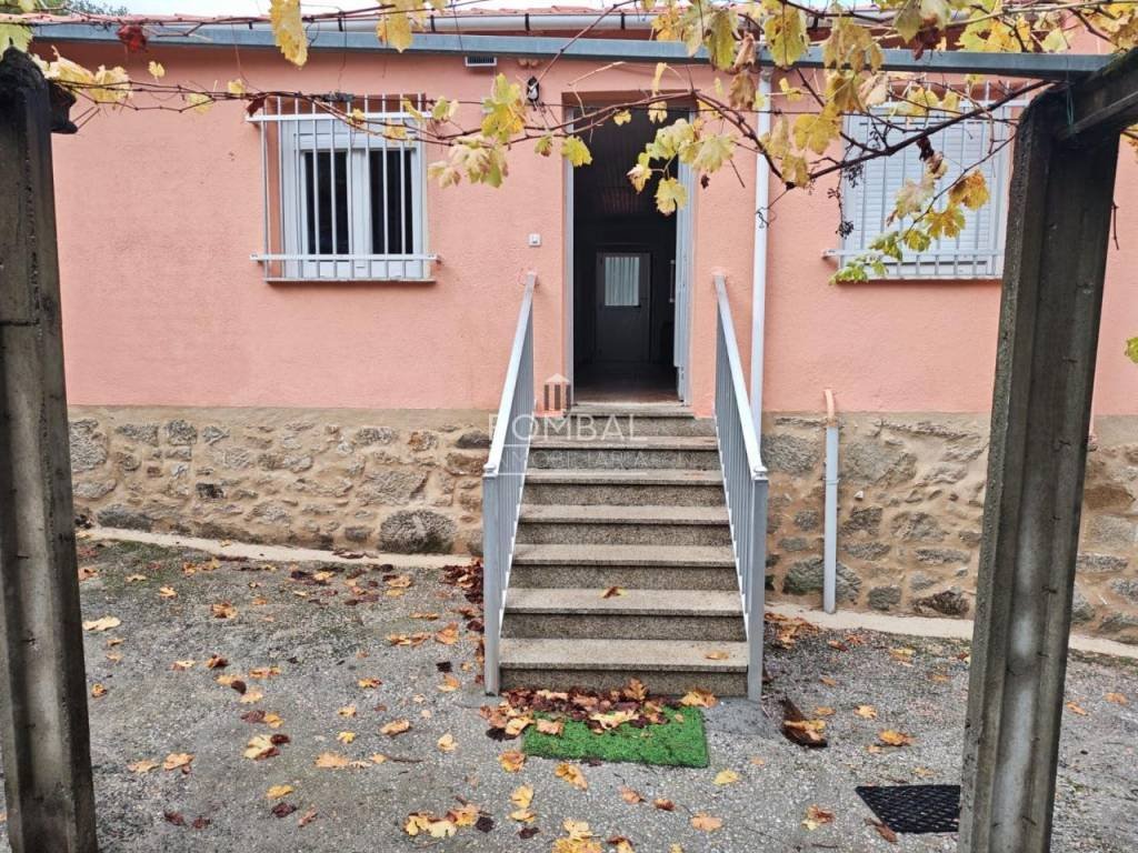 Casa de 97 m² en Parada de Sil
